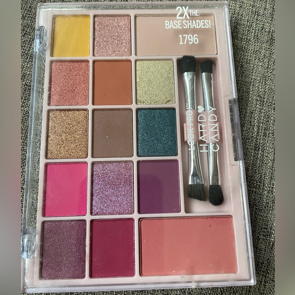 Hard Candy look pro Desert Fever 2X the base shades 1796 NEW Sealed
